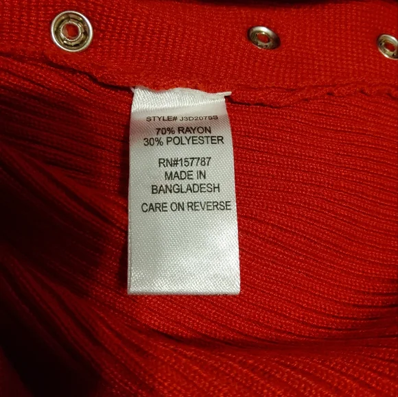 NWT! LOVE ALWAYS OFF SHOULDER LONG SLEEVE BUTTON ACCENT ASYMMETRICAL SZ XL - Picture 8 of 9